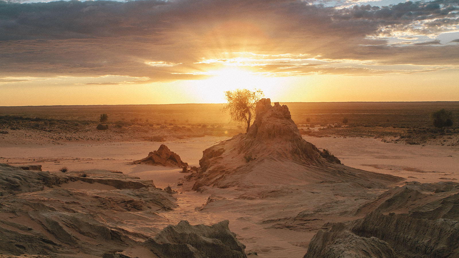 Mungo National Park, The Murray, Victoria