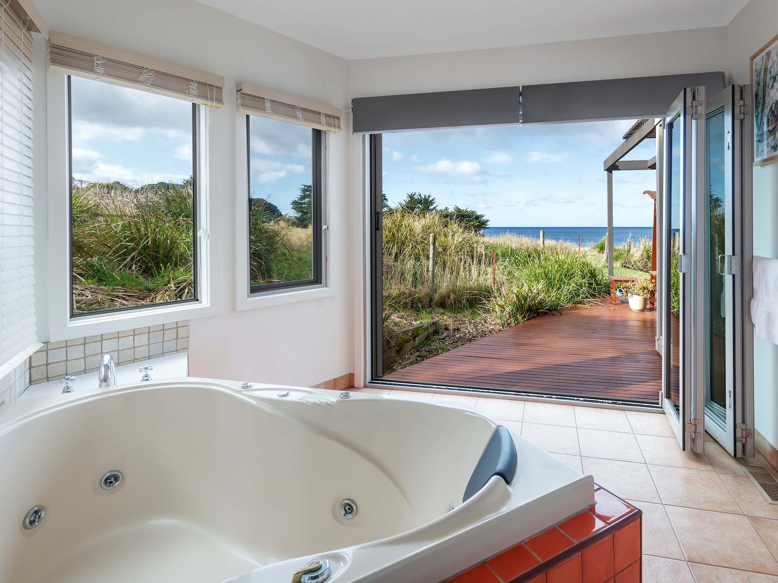 Garden Villa partial ocean views spa bath