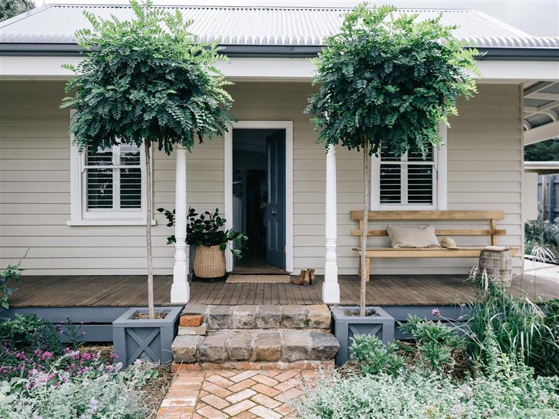 Situated on a one-acre working rose and micro flower farm in Trentham.