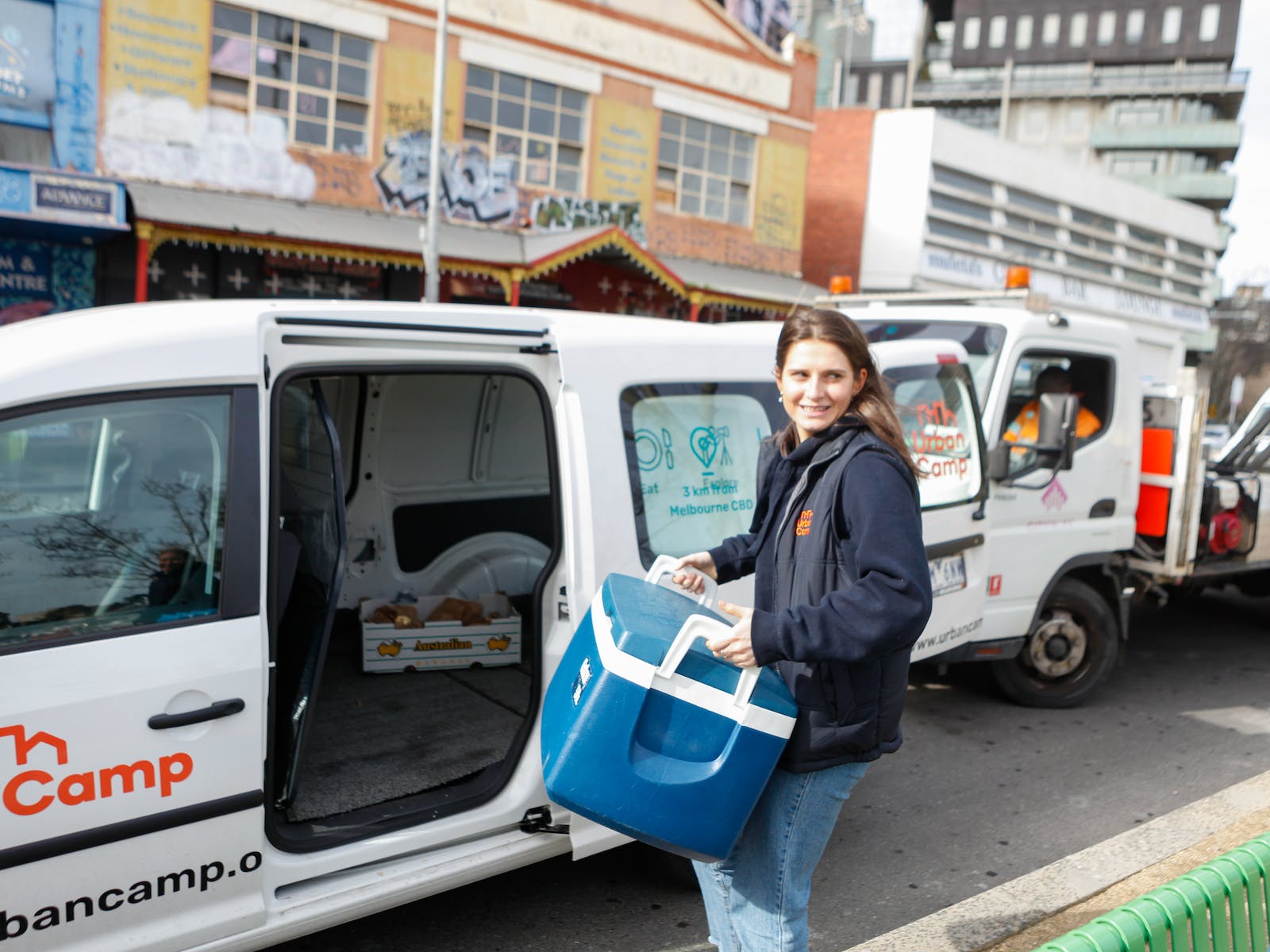 Delivering lunch to school groups