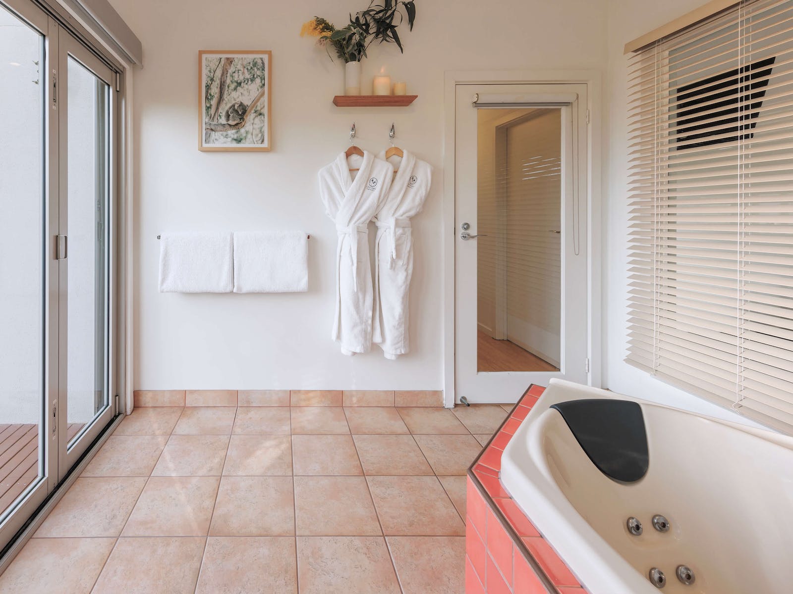 Garden Villa spa bath