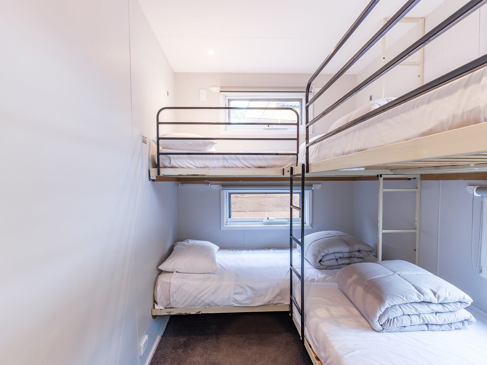 Pelican Cabin | Bunk Bedroom