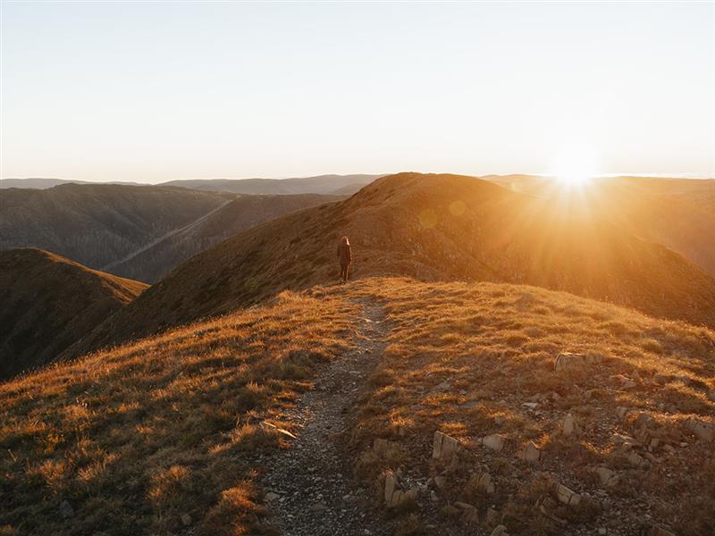 Hiking Mt Feathertop, High Country, Victoria